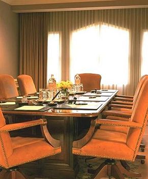 La Grande At The Sutton Place Hotel 5*